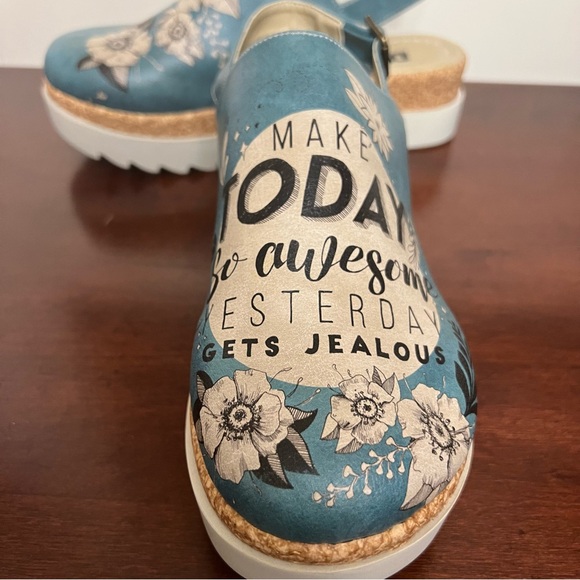 New DOGO Vegan Leather Wedge Sandals - Make Today So Awesome Design blue cream 9 - Picture 6 of 12